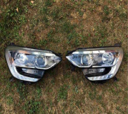 SrbijaOglasi - Farovi za Renault Megane